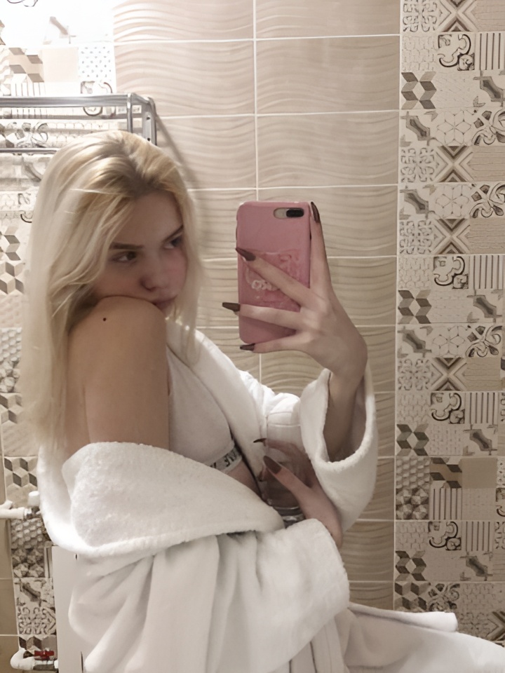 Юля привлекальеная девушка из Дмитрова цена от 3000 руб