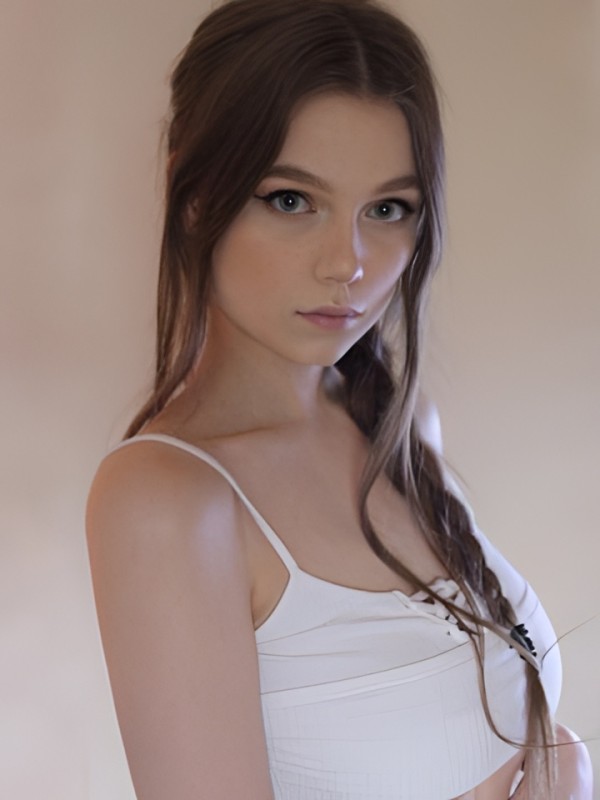 Алена привлекательная девушка из Дмитрова цена от 2000 руб