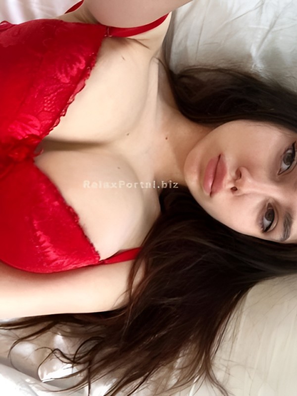 Эвелина привлекательная девушка из Дмитрова цена от 2500 руб